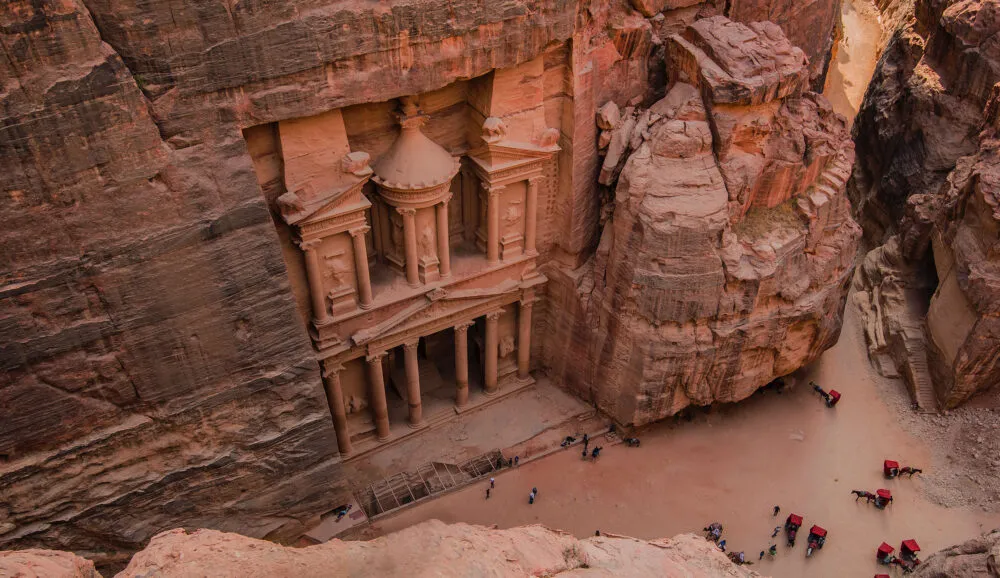 Petra in Jordanië van bovenaf gefotografeerd
