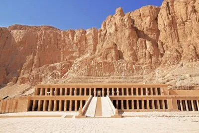 Tempel in valley of the queens