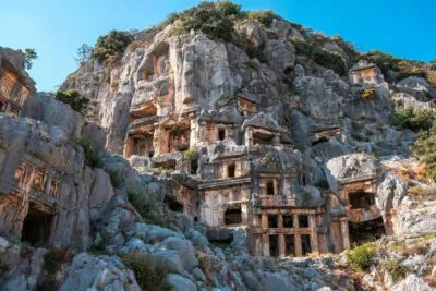 Myra grotten in Turkije
