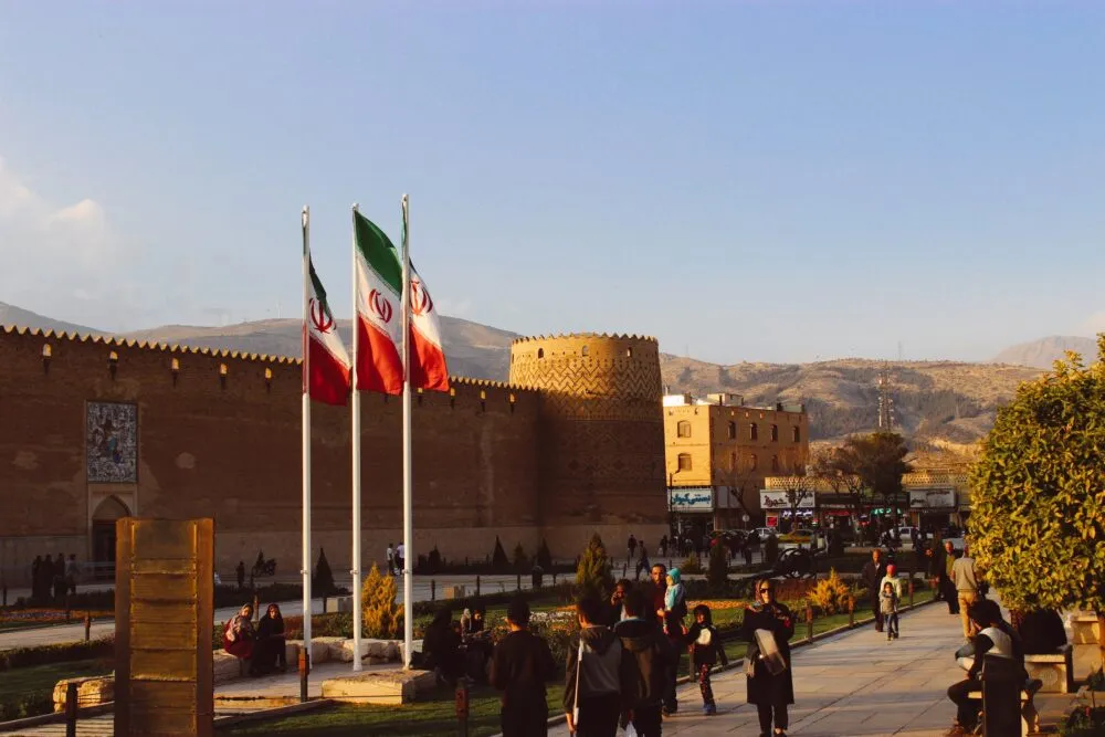 De muur van de stad Shiraz
