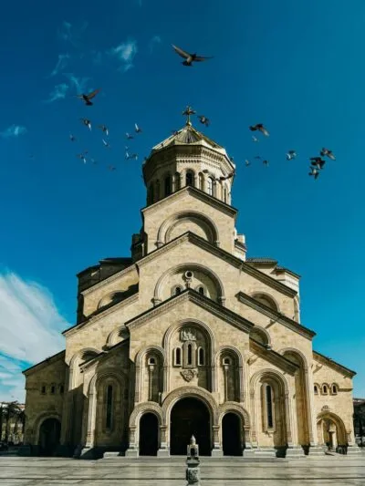 Tsminda Sameba-Kathedraal in Tbilisi Georgië