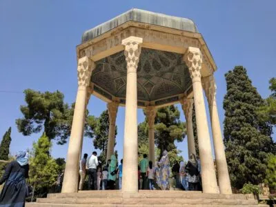 De graftombe van Iraanse dichter Hafez