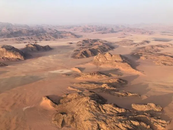 Ballonvaart over de Wadi Rum met zonsopkomst
