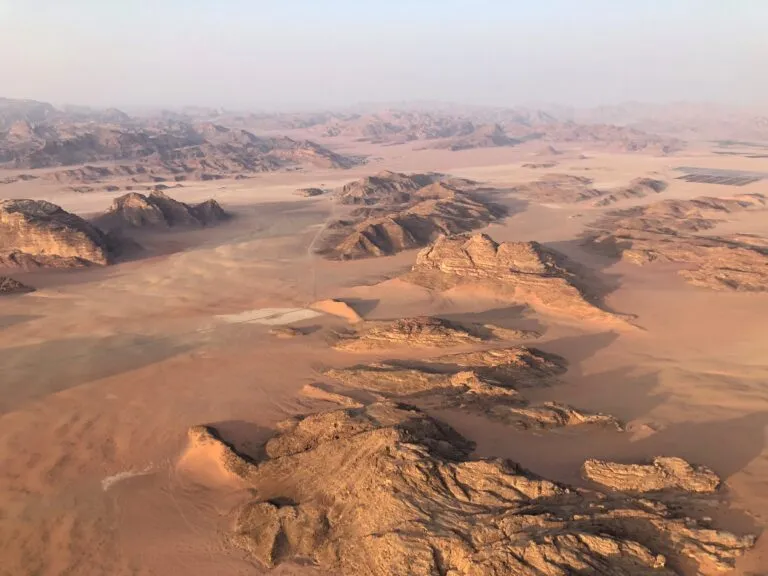 Ballonvaart over de Wadi Rum met zonsopkomst